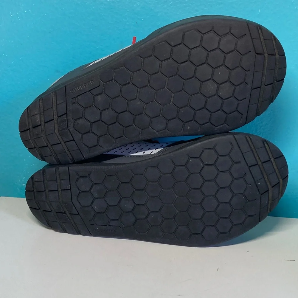 Shimano GRSW 500 Womens Size 38 Athletic Cycling Shoes Gray US Size 7.5